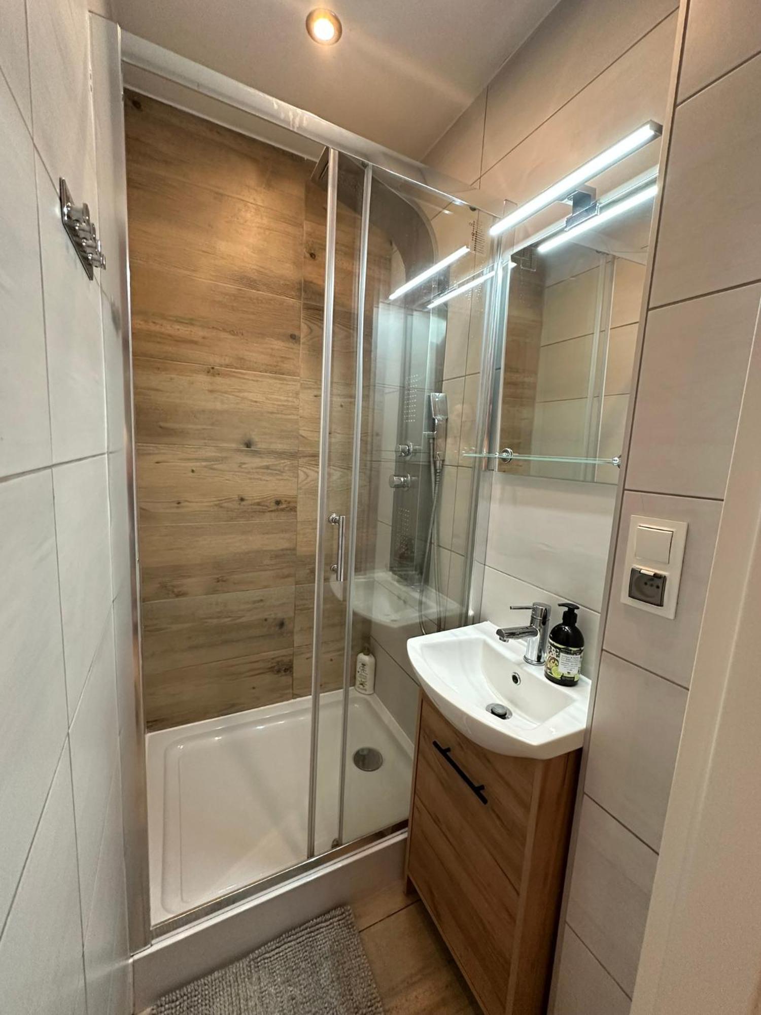 Apartament Centrum Chmielna 73C Varsovia Exterior foto